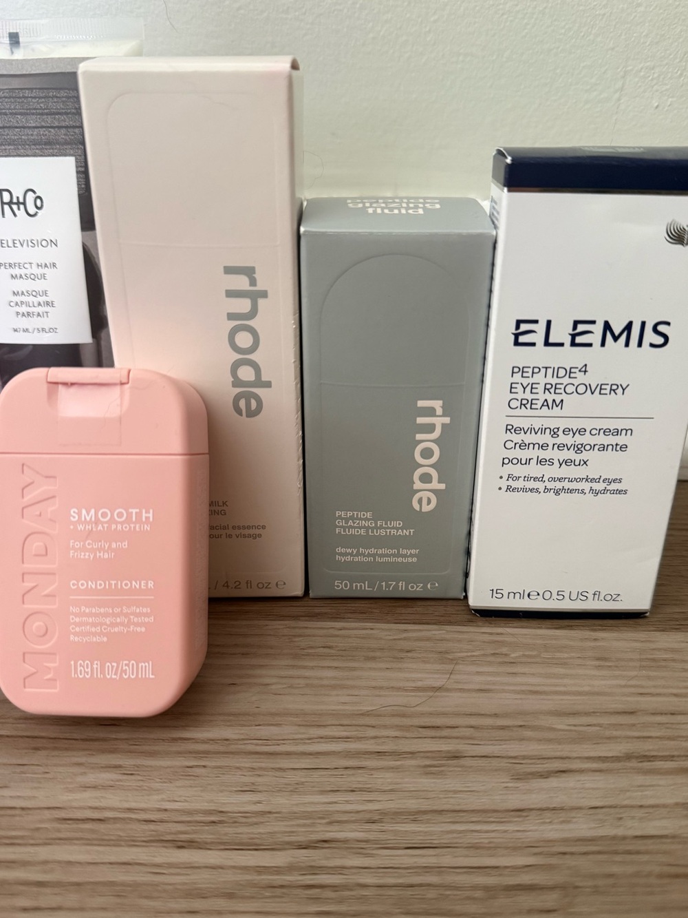 27 Brand New Beauty Products Bundle! Hair, Skin, Body, Lips, & Face! - Picture 8 of 12